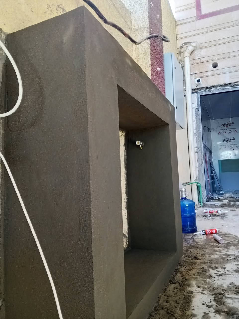 السلام عليكم خلفة البخ متفرغ شغل سمنت وجص وبورك. شغل درجه اولى اشراف هندسي.   التزام بلعمل والموعد.  متفرغ حاليا. *********** متوفر واتساب
