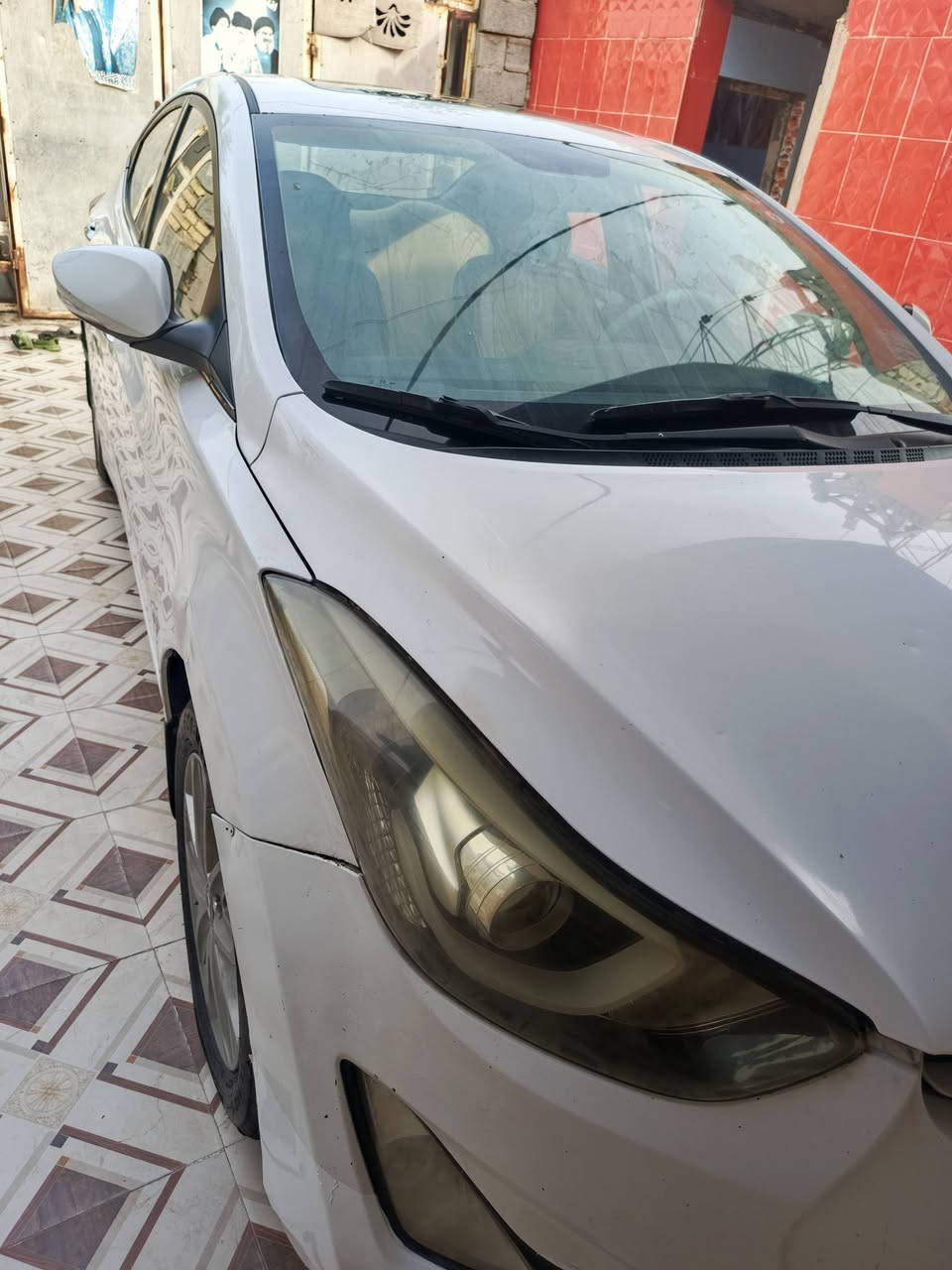 السلام عليكم سياره الانترا  الرقم  ميسان الموديل 2016 مكينه دوش 1800 كامل مواصفات عدا البصمه تخم تاير تبريد تدفئه مكينه كير مكفوله من طول الطول العنوان ميسان الرقم التلفون 
***********
