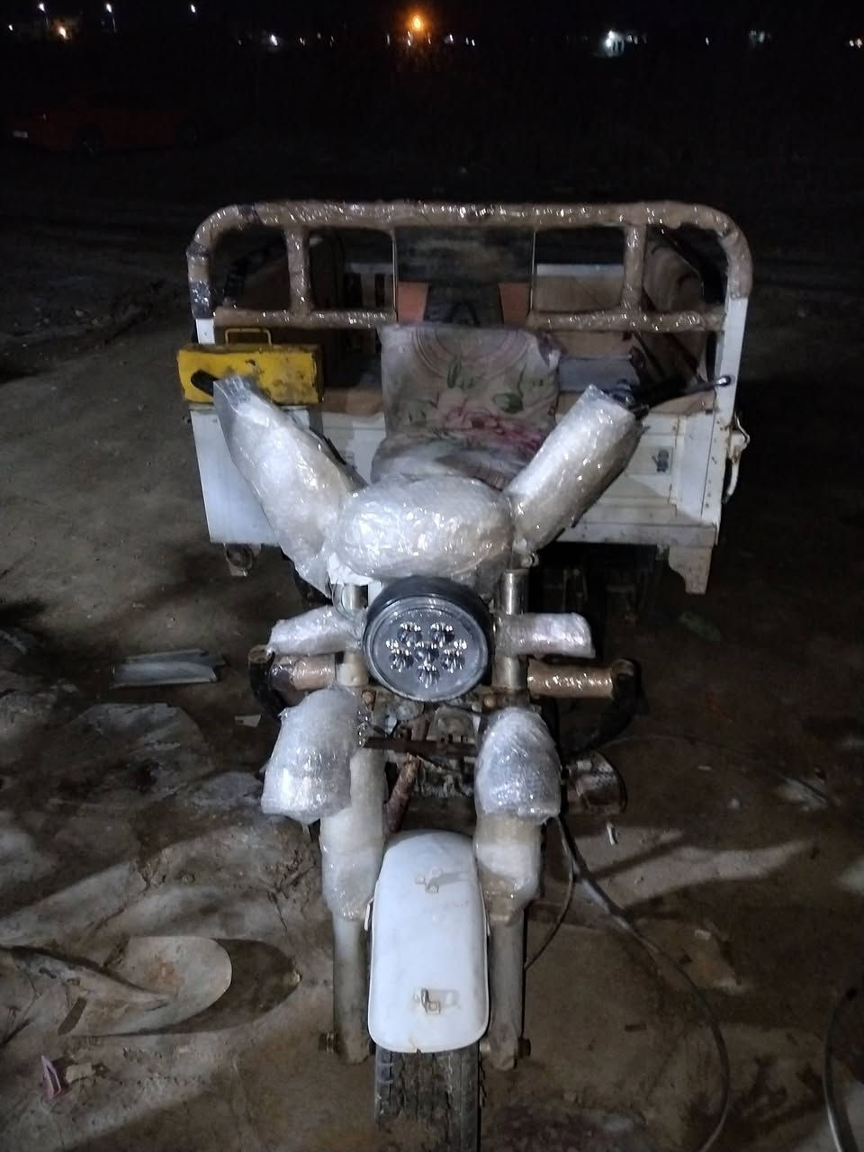 يا الله ستوته موديل 2017 للبيع
مكاني قضاء الغراف تفاصيل مذكوره بالفيديو 
مفتوح ابوشه وبستم
***********
