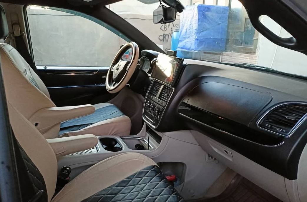 للبيع🔴
دوج كرفان 2017 SXT للبيع

سبعه + كشن اضافي يعني 8

تخم تايرات جديد

كير و محرك مضمون 

حادثها جاملغ جهة سايق و بنيد و حادثها مو قوي اصلا

السعر 170 

للتواصل على

‏‪‏‪***********‬‏

‏‪0780 949 8118‬‏
