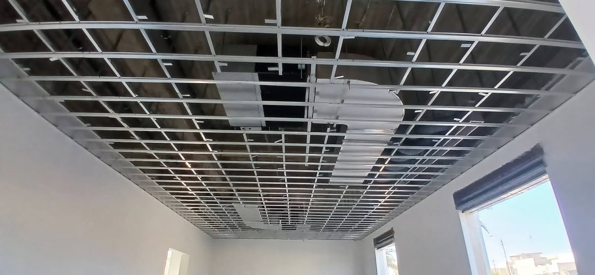 السلام عليكم 
متر الجبس بورد يبدأ من ٢٢ لا ٢٧ الف
متر البوردكس  يبدأ من ٤٠ لا ٦٠ الف 
السحبات  عل سانتيم الف دينار 
بغداد فقط
***********
