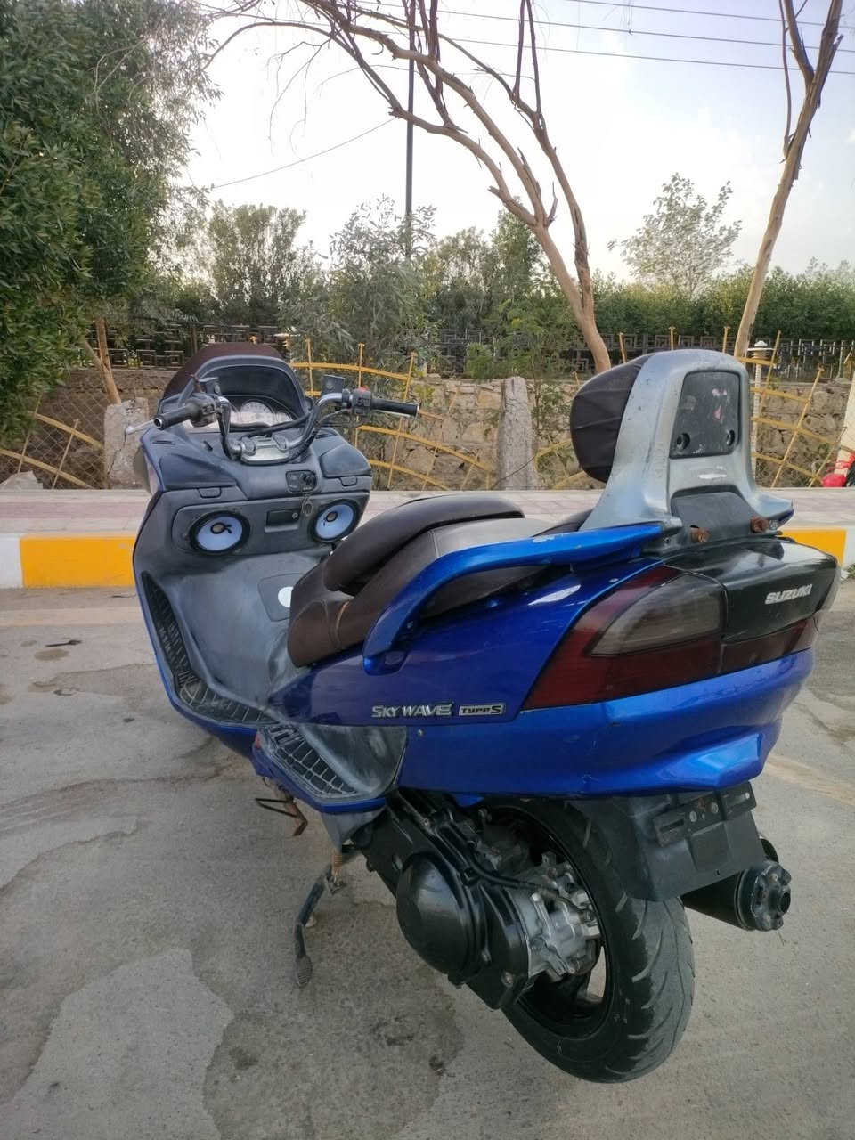 سلام عليكم 
للبيع او مراوس 
الدراجه جديده ماشيه 30 الف بس كامله مابيه نقص 
المكينه والكير مكفوله مامفتوح بيه برغي 
السعر 900 المكان ناصرية مركز 
للتواصل اتصال او واتساب 
***********
