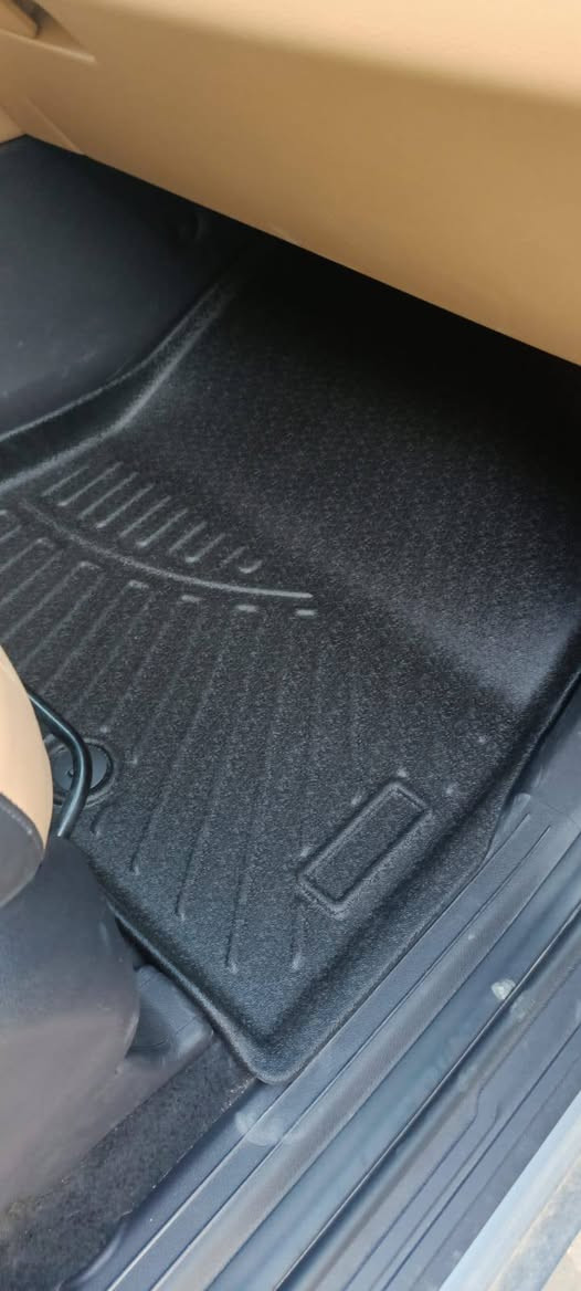 ارضيات حوضية ربل روزلاين اصلي وقالب بلادي طباكات على طول سيارة
كرنفال من موديل 22 الى 25 ثمانية راكب كراسي وسط متصل 
احجز الان قبل نفاذ الكمية 
تواصل واتسب ***********
رابط الصفحة AUTO MALL
