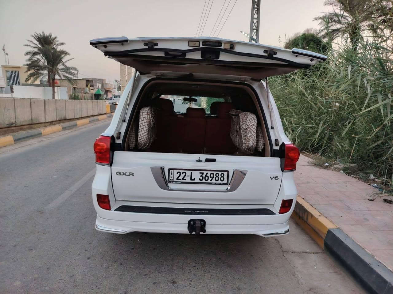 سلام عليكم لاندكروز 2013 سيارة مكفولة كفالة عامة ما عدة طختين موضحات بل سونار لاستفسار 📞***********
