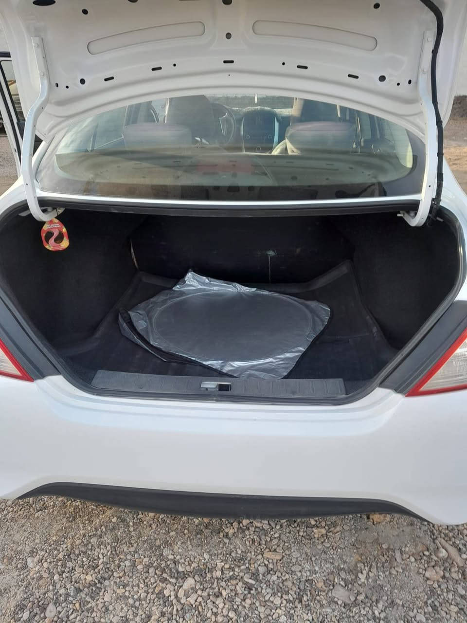 السلام وعليكم ورحمه الله وبركاته
نيسان صني مصري موديل 2023 مكفولة كفالة عامة ماشية 35 الف حقيقي السيارة مكفولة كفالة عامة السيارة جديدة بعده محرك 1500 العنوان الانبار الرمادي شراي اتصل على الرقم *********** ابو خالد
السعر 125 ورقة
