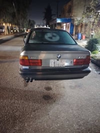 بي ام دبليو 525 • بي ام 525 • بي ام دبليو رصاصي • سيارة 1988 • بي ام د...