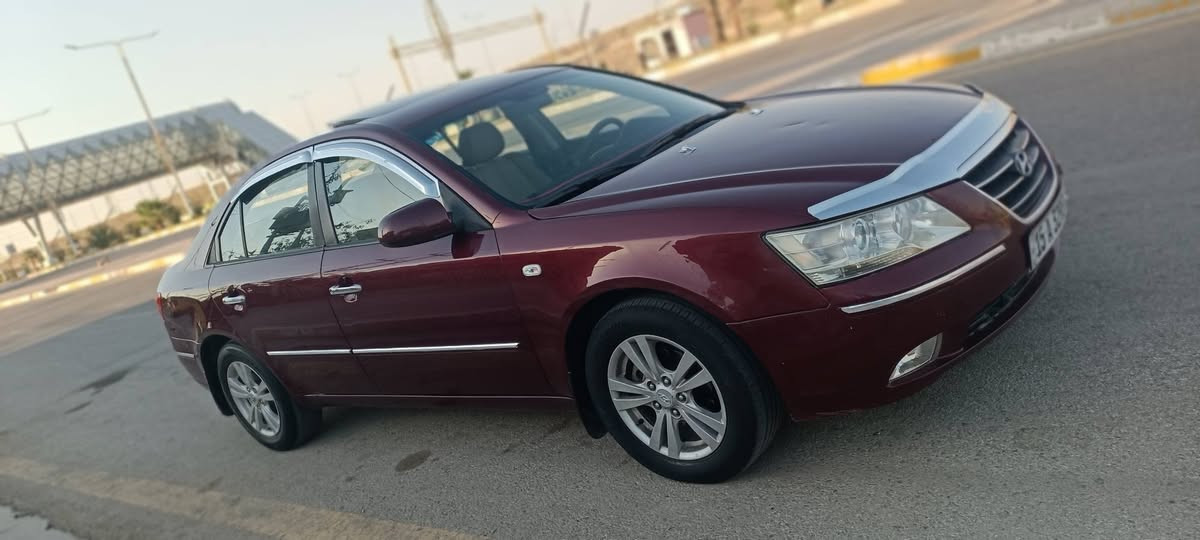 سوناتا 2009 خليجي بأسمي أربع سلندر أربع حساسات المرغوب محرك دوش رقم أنبار إنكليزي الدولي الجديد يتحول بكل مكان بالعراق سياره فتحه وتحكمات وفول مواصفات 
تبريد جديد تخم تاير ادامه كامله نوزلات فيت بم كلها جديد سياره كولش جديده صدر جديد بيها اقل من شبر صبغ بالهلالات الخلفية 
مكانها الفلوجة 

السعر 103 
وماكو هيج سعر بالنسبة لنظافتها وبالعافيه على الياخذها شباب الجاد ومحتاج يتصل مو يدخل للخاص وابيع فقط بدون مراوس ونقد تحياتي 
 ***********
***********
