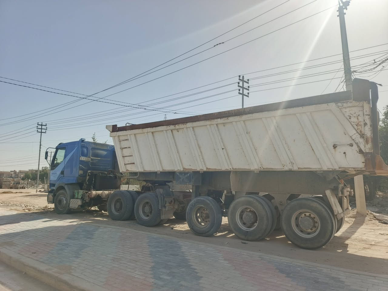 رينو 97 بم ونوزل مجموعه  جيف راس وعربانه 3دناكير 27 متر  او بس 
 اراس تنباع  جاهزه ب 260 وبيه مجال 

***********
