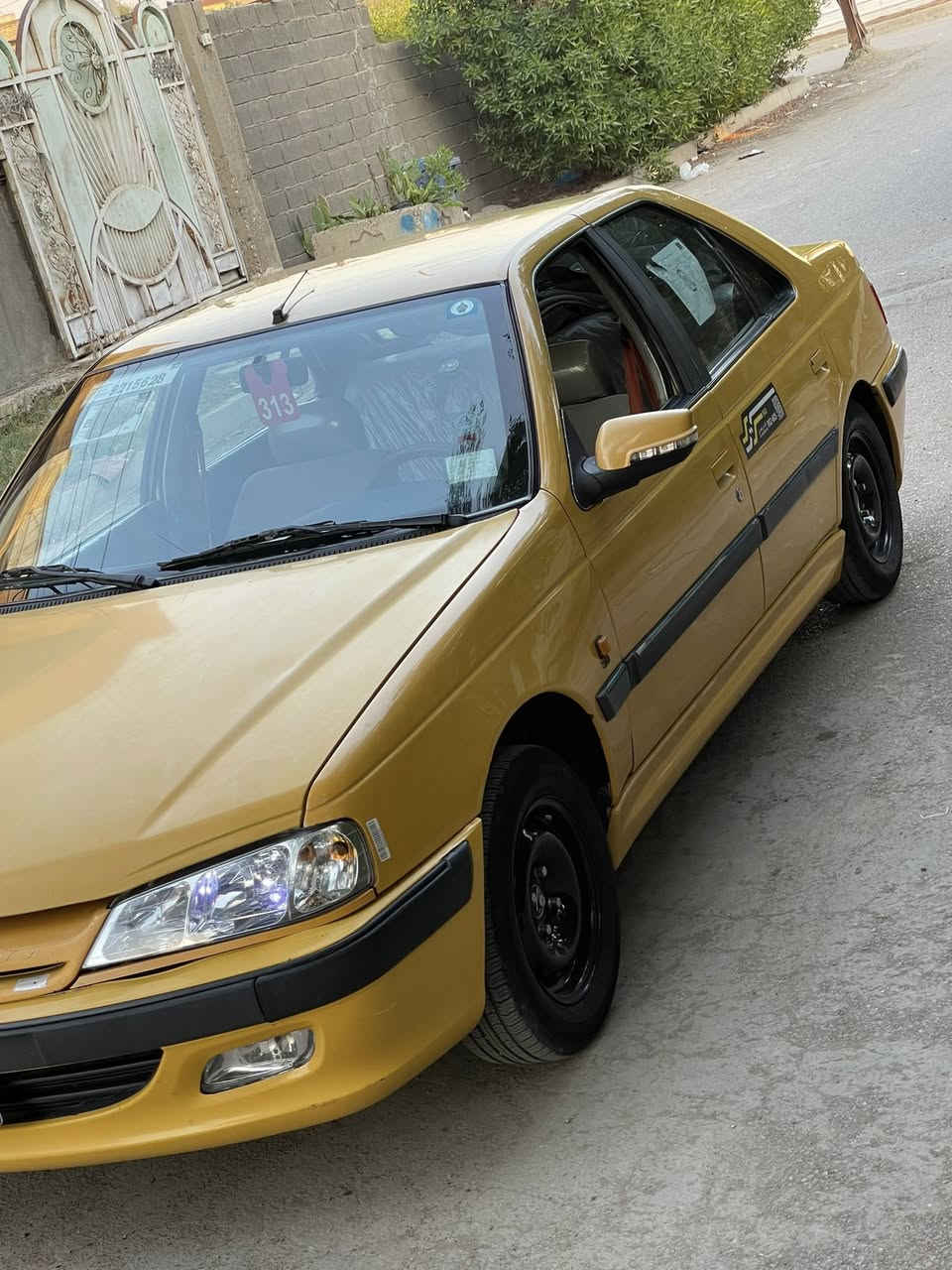 سلام عليكم بيجو 2015 سيارة جديدة وجاهزة بيهة بنيد مبدل وبارد بالجاملغ تخم تاير باتري جديد 
مكانهة بغداد البلديات شارع المصرف 
*********** ابو كرار 
السعر 48 وبيهة مجال
