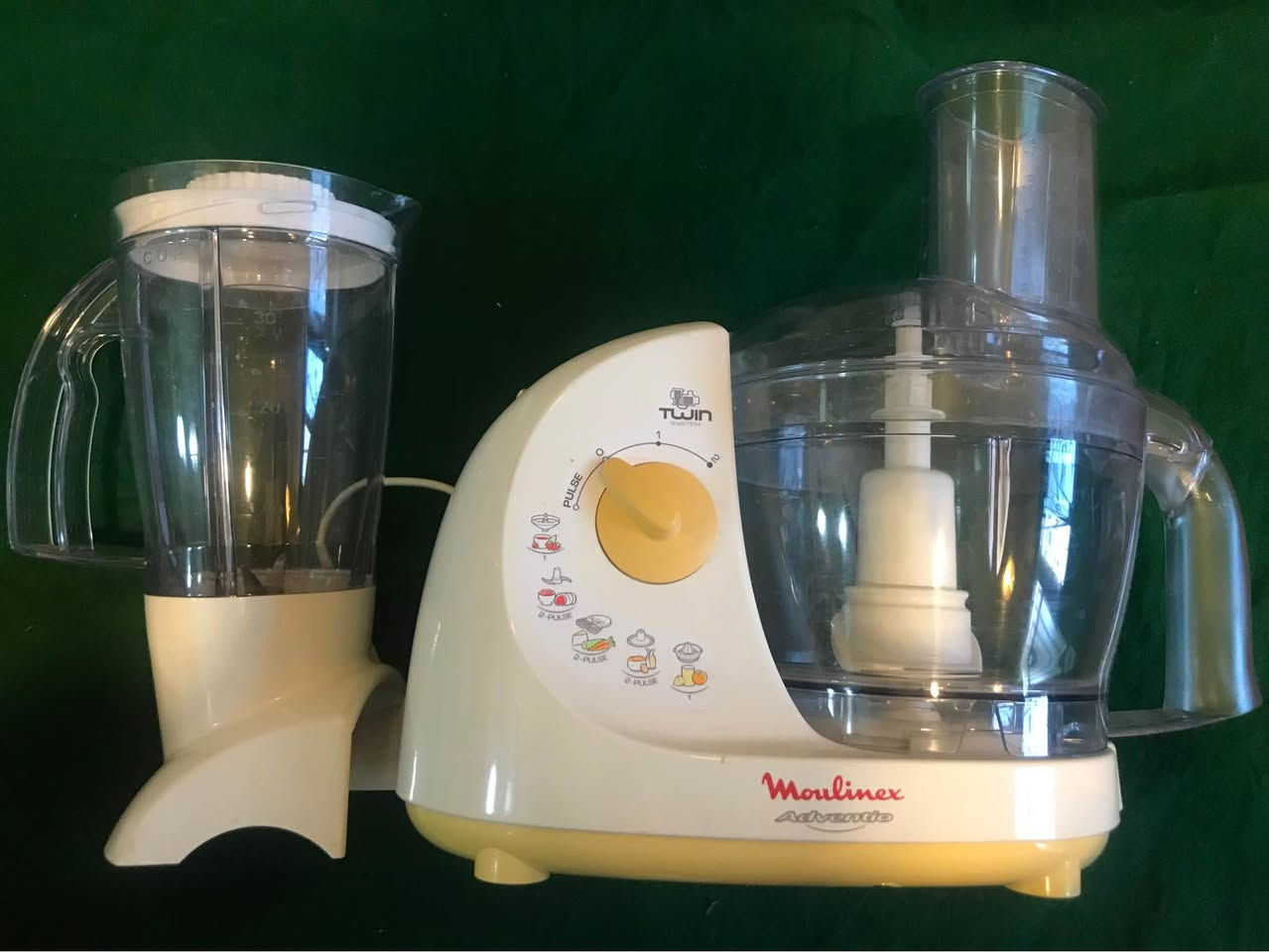 محضرة الطعام من شركة مولينكس الفرنسية جديد غير مستخدم متعدد الاستعمالات سعر 120 الف… بغداد, العراق


**إذا كنت صاحب هذا الإعلان وتريد حذفه لأي سبب، رجاءا أرسل رسالة إلى الدعم الفني**