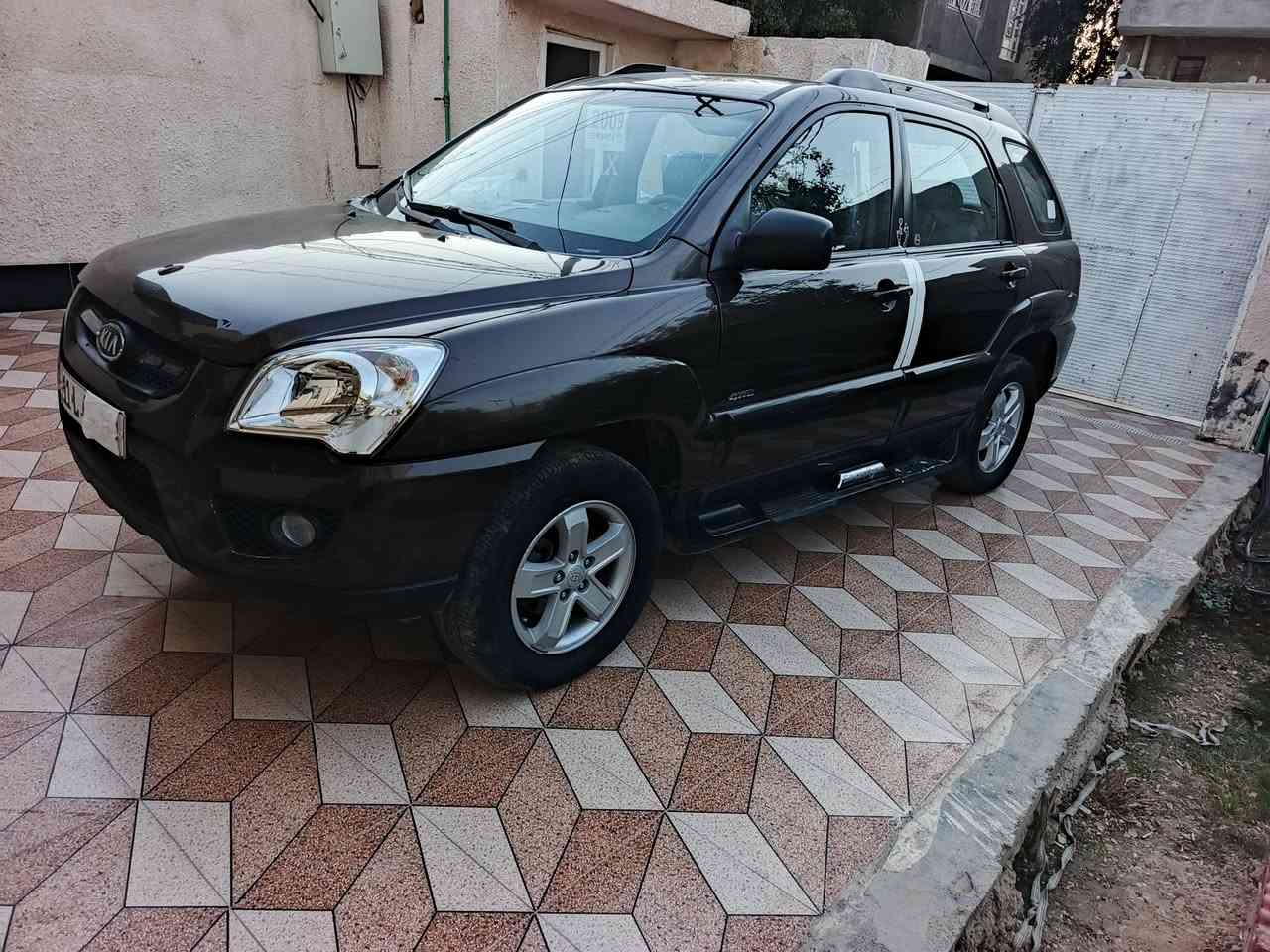 بسم الله الرحمن الرحيم
سبورتج 2009 خليجي للبيع رقم بغداد دولي شرط التحويل مكينه كير صدر امامي خلفي تخم تاير جديد تدفئه تبريد السياره جاهزه متحتاج اي مصرف علما ان السياره بيهاا كم قطعه تبديل بلادي حجم المحرك 2000 دوش معروف باقي المواصفات لدى الجميع 
العنوان قرب بوابة الراشديه
السعر : 102 وبيهاا مجال 
للاستفسار والتواصل: ***********
***********
ملاحظه ( قصط ما ترهم مراوس حسب القناعه)
