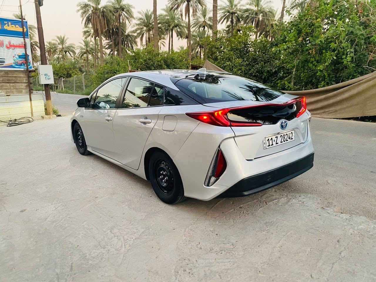 للبيع: تويوتا بريوس برايم (Prius Prime) موديل 2022 🚗
سيارة اقتصادية وعملية جداً بأحدث تكنولوجيا الأنظمة الهجينة، بحالة ممتازة وجاهزة للاستخدام.

​✨ أبرز المواصفات:

​الموديل: 2022

​نوع المحرك: هايبرد بلّق-إن (Plug-in Hybrid)

​أنظمة التشغيل الشاملة (3 أنظمة): 

​شحن كهربائي كامل (EV Mode).

​بنزين.

​نظام هجين متكامل (Hybrid).

​اللون الخارجي: فضي ميتاليك مميز.

​المقصورة الداخلية: شاشة عمودية كبيرة تدعم أحدث الأنظمة، تحكم ستيرن متكامل، داخلية سوداء نظيفة جداً بحالة الشركة.

​الرقم: حرة (الرقم ظاهر بالصور).

​💰 السعر:

​150 ورقة (وبيه مجال طيب للشراي المعتمد).

​📞 للاتصال والاستفسار:

​رقم الهاتف: ***********
