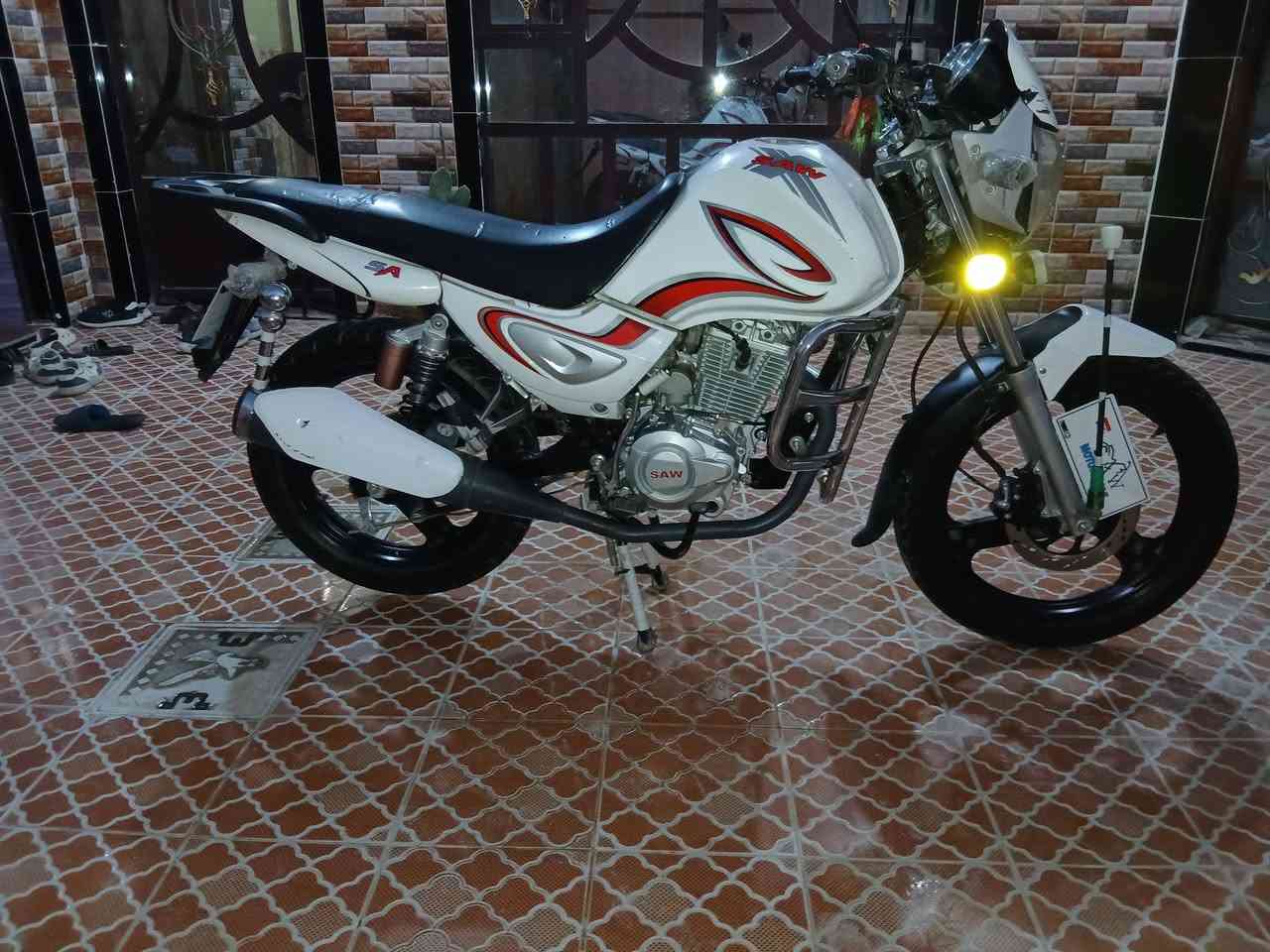 السلام عليكم سينكي ساو فول الماطور بعدة جديد مديل 2024 السعر 1,300 وبي مجال بسيط الرقم ***********
