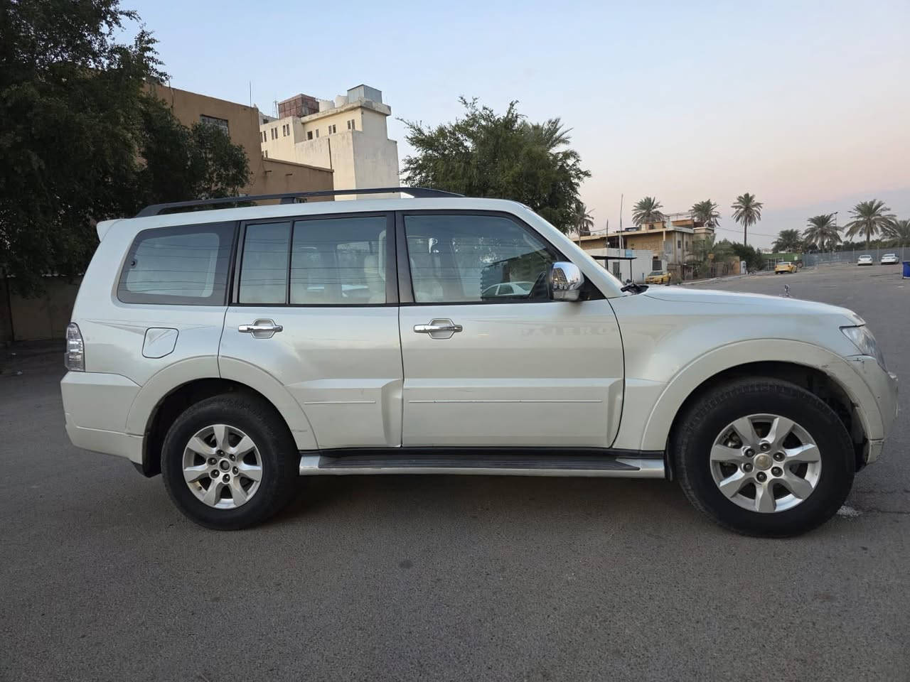 السلام عليكم
موديل 2010 وارد خليجي   السعر( 14000$) مكفوله كفاله عامه من صبغ تعديل عل بارد باب خلف السايق طخة خفيفة فقط   مواصفات السياره فول 1/1  حبتور فتحه بل قماره بصمة  شاشه كبيرة  كامرا خلفية وكامرا تسجيل امامية   وحساس خلفي  تحكم ستيرن داخل صاج مكينه 6 سلندر ٣٥٠٠ 7 راكب ثلاث قطع تبريد كشنات جلد+ كهربائي يدات نيكل أشاير بلمري مري شفط فور ويل مكينه وكير وحداديه تبريد وتخم تايرات بحاله ممتازه  رقم بغداد جديد السيارة جانيها من زيرو صار ١٥ سنة عندي  ..
تحويل مباشر مكان سياره في بغداد
***********
