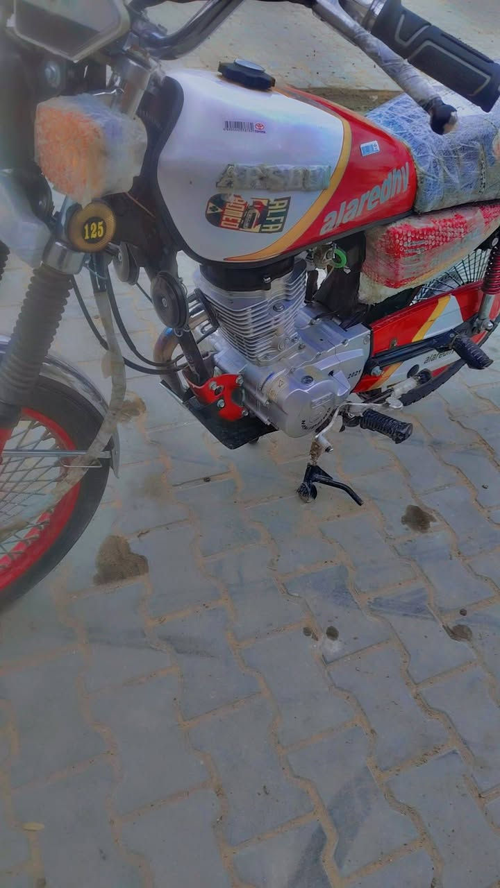 سلام عليكم دراجه البيع اوراق اصولي موديل 21 وكيله العارضي فول سعر 775 وبيه مجال مكاني في النجف الاشرف الرضويه الثامنه انتصل *********** وتساب
