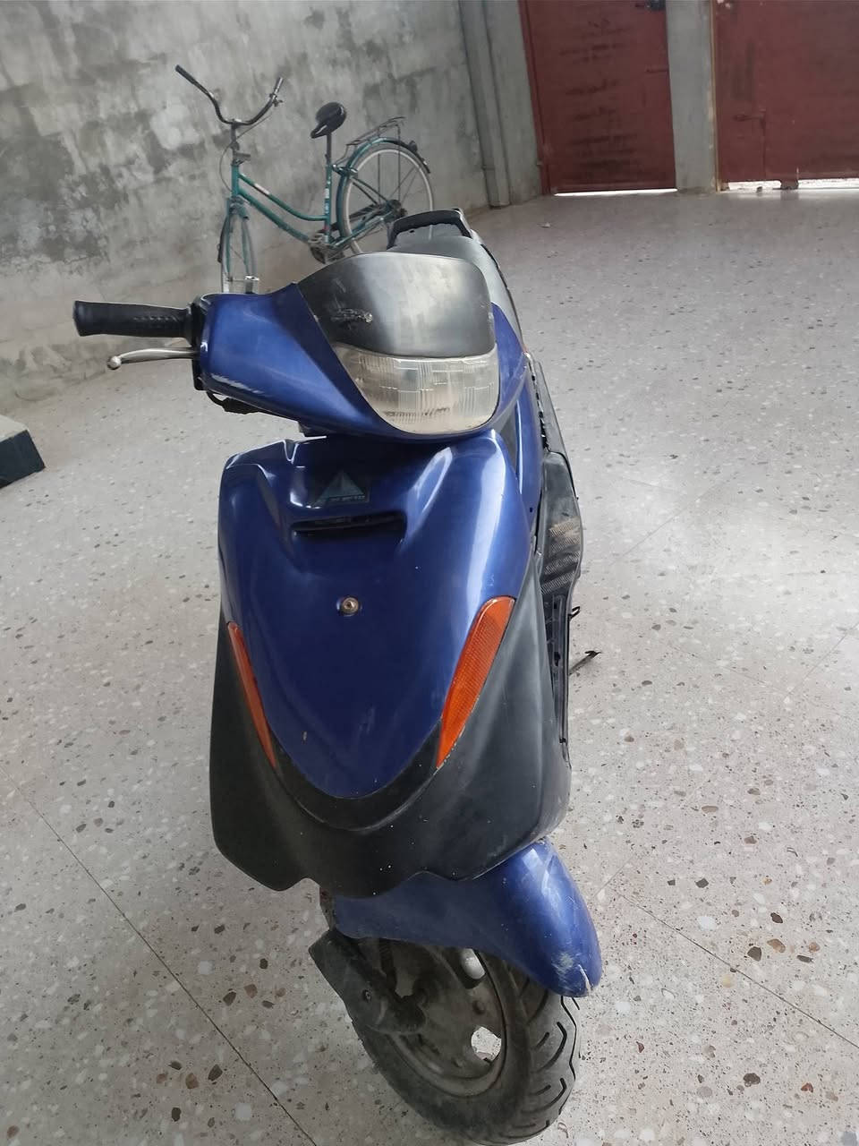 سلام عليكم دراجه فراشه نضيفه للبيع السعر 200 وبيهه مجال اتصل ***********
