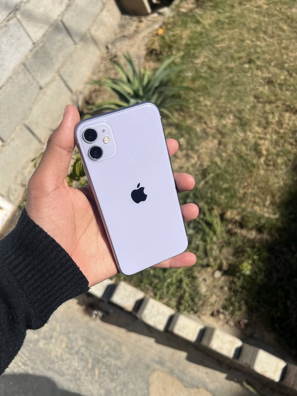 ١١عادي بطاريه٧٢ذاكره١٢٨ فول نضافه علا وضع شركه جهاز شريحتين ٢٧٠وبي مجال ***********
