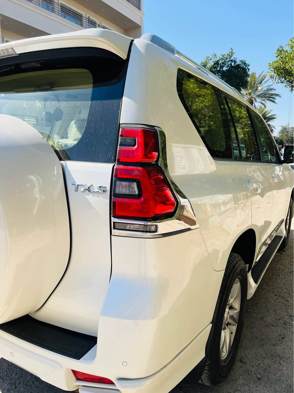 السلام عليكم برادو 2019 ساز TXS فول مواصفات 6سلندر السياره جديده كلش ومكفوله من جميع النواحي تخم تاير اصلي قبل اسبوع وسيرفس عام للسياره ماشيه 90 السعر 387 مجال حك الجيه للاستفسار *********** بغداد الرصافه بغداد, العراق
