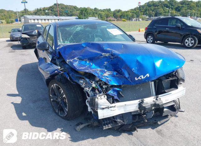 السياره جي تي لاين KIA K5  وارد امريكي
موديل 2024 

مواصفات فووول عدا بانورما

_محرك 1600 تيربو

_ماشيه 29  الف كيلو 
_ تخم تاير بارحة شادهن ودهن اليوم بدلت ادنول الاصلي 

_بصمه تشغيل +بصمة ابواب

ــ 6انضمة قيادة 

درايف مود

ــ شحن لاسلكي

_ شاشه كبيره

_لايت زينون ٣ عدسات

ــ لد نهاري

_ ترحيب عند الاقتراب

ــ قيادة ذاتية

_تحديد المسار

_النقطه العمياء

_رادار امامي جانبي خلفي

ــ توقف ذاتي

_فول تحكم ستيرن

ــ ستيرن رياضي حرف D

ـ تدفئه استيرن 

_كامره خلفيه دواره

_ شاشه كبيرة وايضا تدعم GPS

_كشنات جلد GT line

ــ كشن السائق كهربائي

_سايد بريك دكمة

ــ كشنات تدفئه الاماميه

ــ اوتو هولد

_اشاير بلمري الجانبيه

_ فور ويل 

رقم بغداد الجديد

السعر 167 وبيها مجال 

حادثها بنيد وجاملغ يمنى وشوية من صندوك كما موضح بالصور  فقط باقي السياره كفاله عامه 

بغداد مجمع بسماية 

***********
