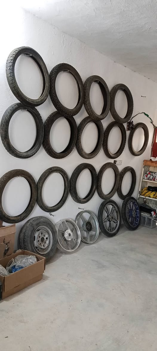 سلام عليكم
متوفر كل المواد ستوته ايراني مستعملة وجديد 

وباسعار مناسبه جلولاء قرية جميله والشد مجاني


**إذا كنت صاحب هذا الإعلان وتريد حذفه لأي سبب، رجاءا أرسل رسالة إلى الدعم الفني**