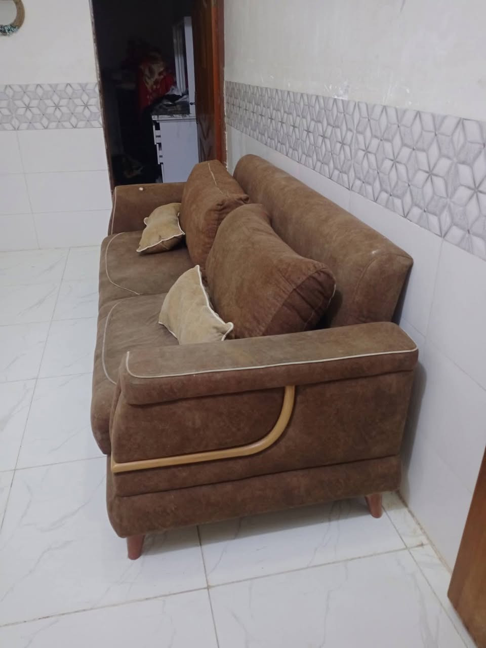 نص تخم ٥ مقاعد سرير ومخزن قنفه ثلاثيه وكرسين سعر ١٨٠


**إذا كنت صاحب هذا الإعلان وتريد حذفه لأي سبب، رجاءا أرسل رسالة إلى الدعم الفني**