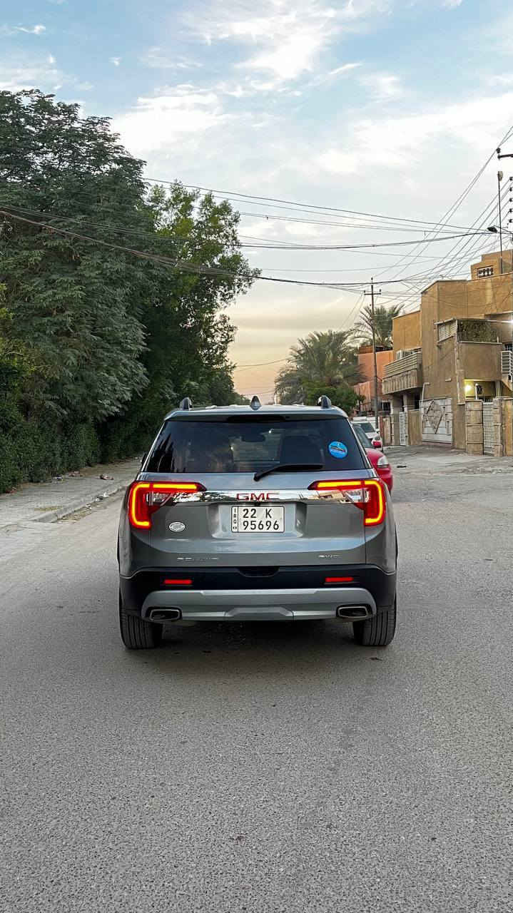 جي ام سي اكاديا 2023 SLT
رقم اربيل
فول مواصفات عدا الفتحة  

الحادث موضح بالصور

المواصفات :

‎٧ راكب - ٣ قطع تبريد - 
‏‎فور ويل(AWD) - كشنات جلد - تشغيل عن بعد

- نقاط عمياء - رادارات امامي خلفي جانبي - 

صندوق كهرباء ( ويفتح بالرجل ايضا )  - داتا شو - تدفئة تبريد كشنات - كشنات كهرباء

‎تحديد مسار - حساسات امامي وخلفي - اوتو ستوب - توقف ذاتي عند الاقتراب من السيارات - قفل تلقائي - مراية تعتيم ذاتي + اشاير  - سايد بريك بصمة - فول تحكمات ستيرن - اضاءة العالي اوتو - منظومة زنون بلادي -اربع وضعيات قياده    

‎وبعد بيها هواااي مواصفات

محرك ٢٠٠٠ توربو (اقتصادي وسريع)

ماشية 41 الف ميل
السعر : 225$ 

‏‎السيارة جديدة بمعنى الكلمة وبالواقع بعد احلى وجاهزة 

بدون اي نقص وكل التفاصيل مذكورة بالكامل 

مكاني بغداد

اي استفسار هذا رقمي 

‏‪***********‬‏
