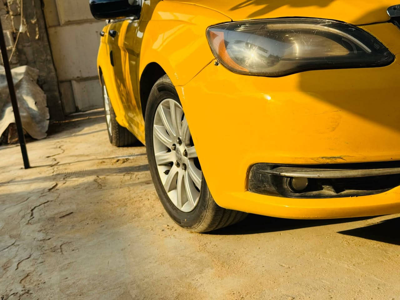 كلايسلر موديل ١٢ . محرك ٣٦٠٠.رقم انكليزي بأسمي السعر ٦٥ ورقة ..***********
