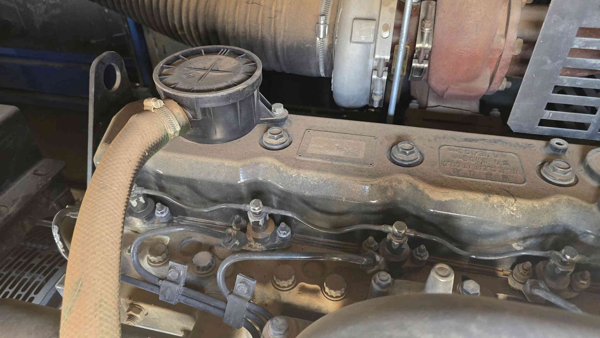 بيع مولد دايو دوزان كاتم اخو الجديد 330kva الاستفسار ***********
