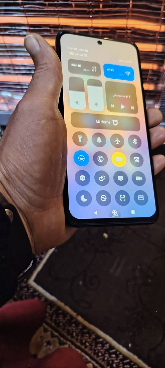 نوت ١١برو فايف جي ذاكره ٢٥٦ جهاز كلش خرافي بيع او مراوس للسعر ١٤٥ مكاني كربلا *********** كربلاء, العراق
