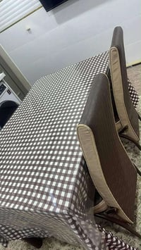 ترابيزة • ٤ كراسي • تەقتەق