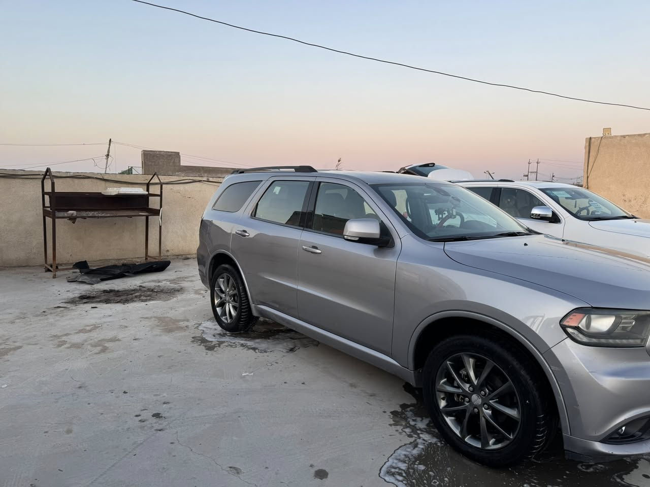 دورنكو 2017 Gt اصل رقم ذي قار تحويل ثاني يوم
مواصفات فول عدا الفتحه بيها جاملغ خلفي وباب خلفي تصليح وصبغ بدون دواخل ولاايرباك 
سعر215 
***********
