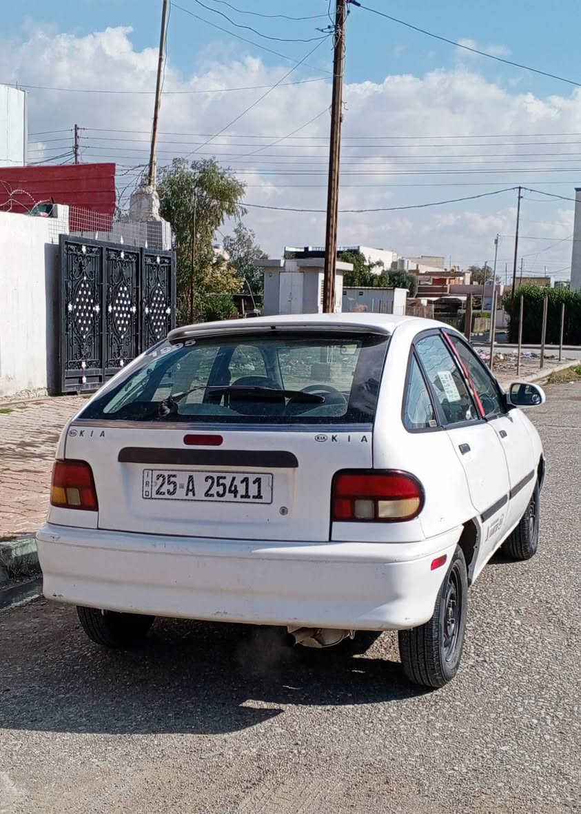 .... بيع مستعجل سعر 29 ورقه مكانها كركوك
  كيا افيلا موديل 1995 كير ومحرك شرط 
 ... رقم انكليزي  سنويه جديده لل 29 
    وكاله وتحويل بيها بطاقه بانزین
 تايرات جدد صدر جديد
 تبريد ثلج تدفئه تشتغل  .... ***********
