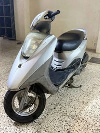 دراجه فريز للبيع العنوان بغداد مدينه الصدر الورفلي رقم / 07708438490