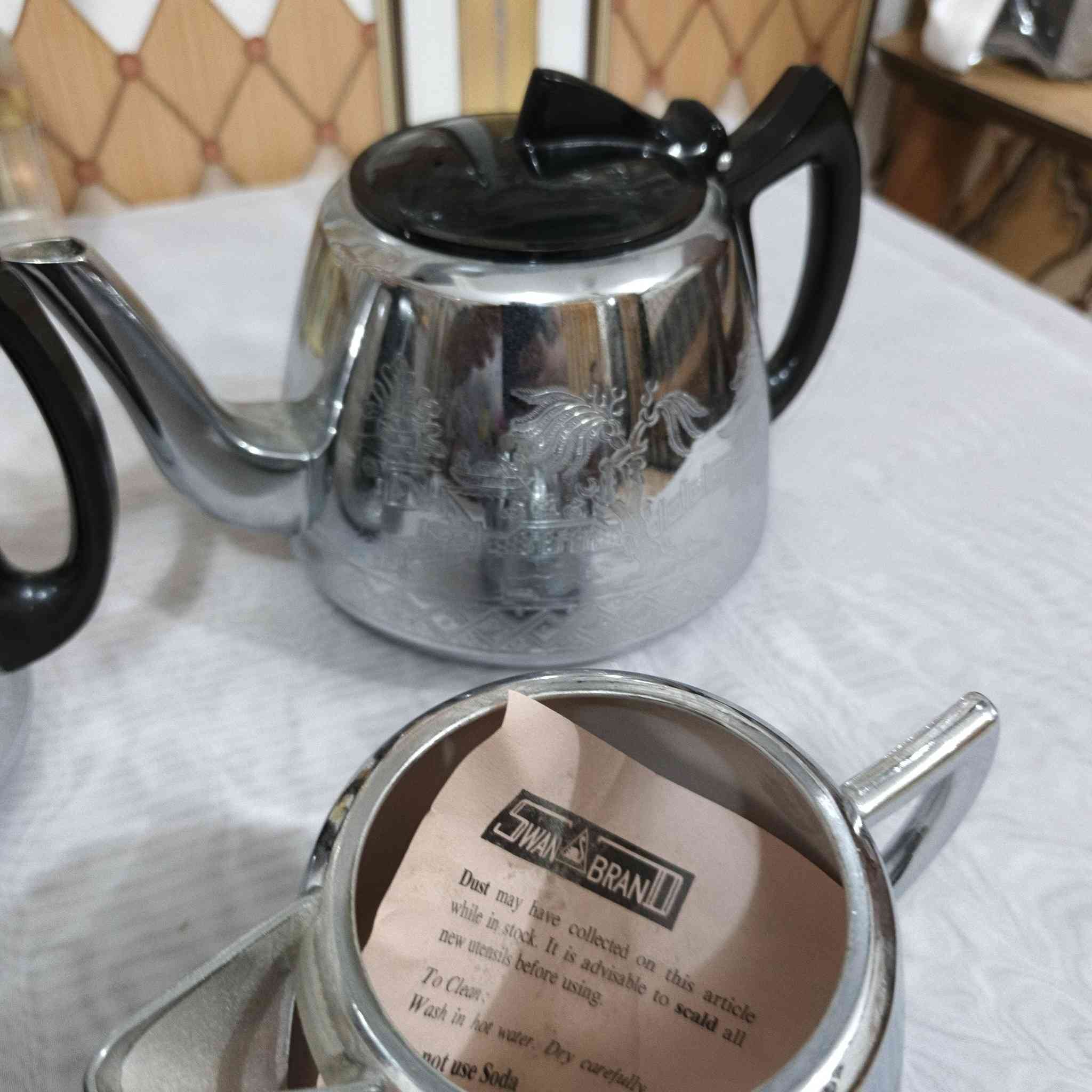 مساء الخير.. سيت قوري انكليزي قديم مخزن كتالوج.. السعر60الف 
مختوم انكليزي


**إذا كنت صاحب هذا الإعلان وتريد حذفه لأي سبب، رجاءا أرسل رسالة إلى الدعم الفني**