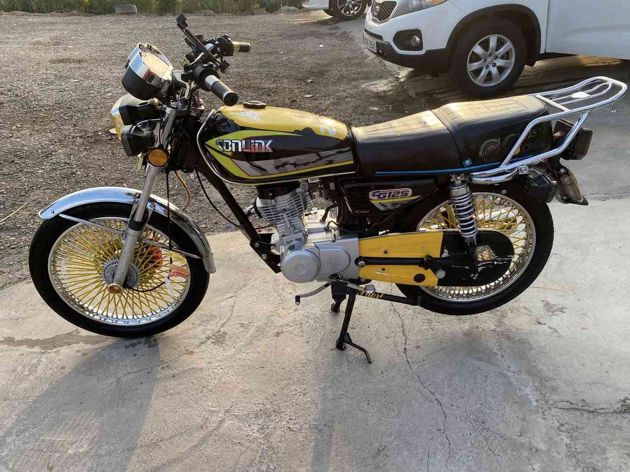 دراجه تايكر موديل 2024 دراجه بلاديه محرك مامفتوح كهربائيات شغاله نقص باتري ودشبول للبيع السعر 625 وبيها مجال رقمي ***********
