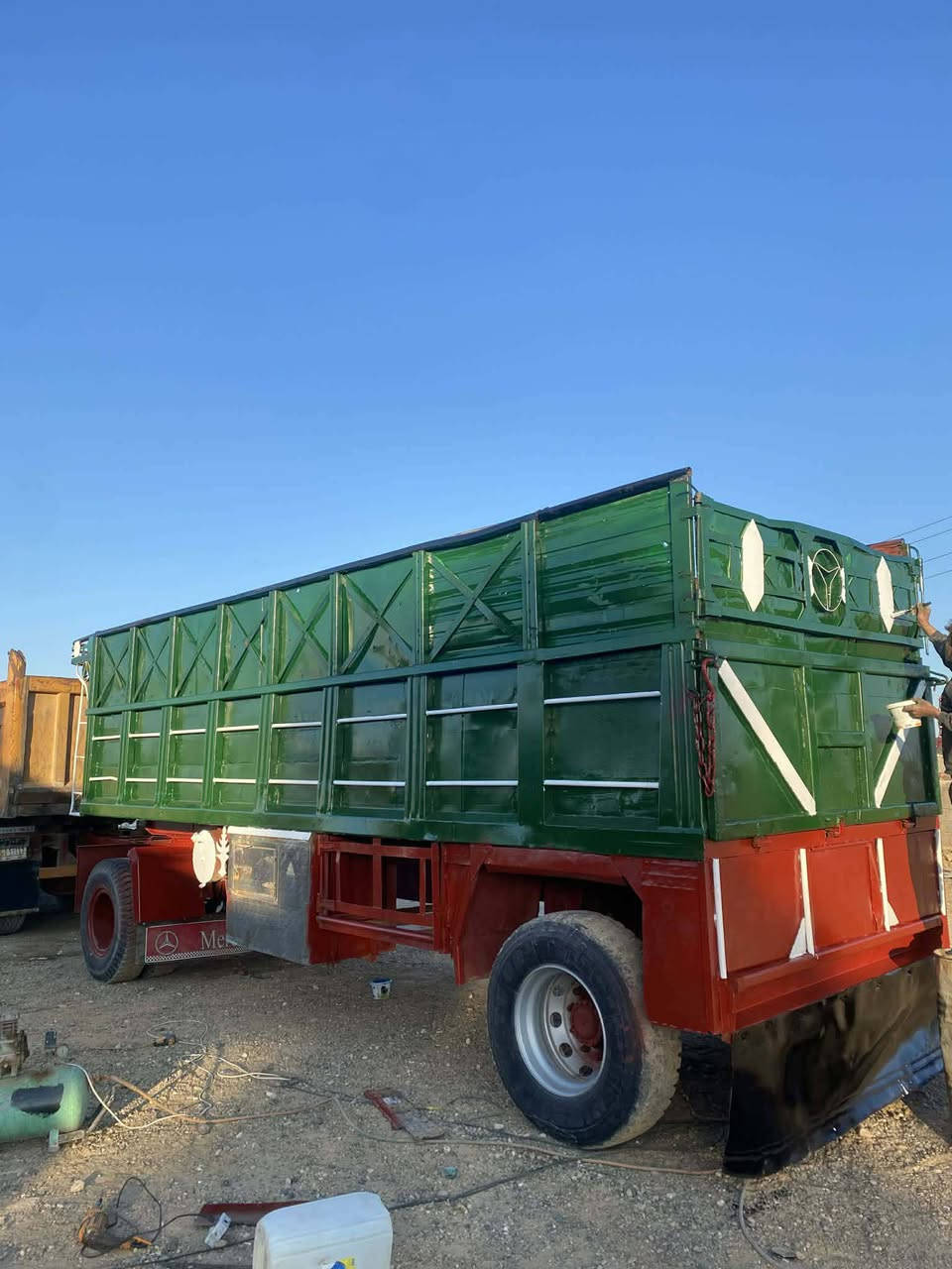 السلام عليكم للبيع عربانه المانيه طول ٧وربع لستفسار أكثر عرقم ***********
