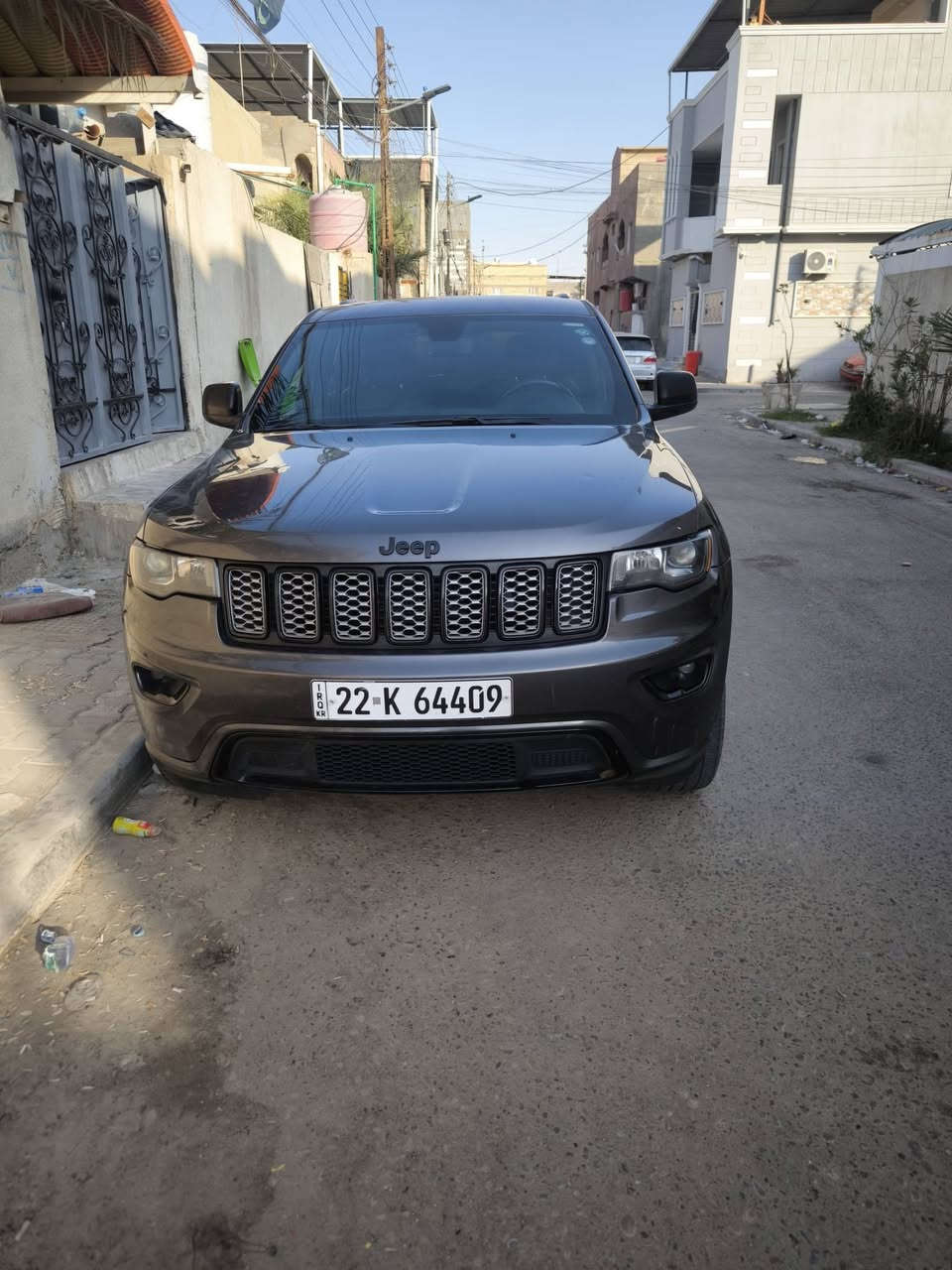 🚙 للبيع | Jeep Grand Cherokee Altitude 2019
🔹 وارد أمريكا Clean Title
🔹 فئة Altitude
🔹 محرك 3.6L V6
🔹 العداد: 120 ألف كم
🔹 السيارة بحالة ممتازة واستخدام شخصي.
🔹 الصيانة الدورية مجراة بانتظام.
🔹 المحرك والجير والشاصي بحالة ممتازة.
🔹 المكيف ممتاز وجميع الأنظمة تعمل بكفاءة.
🔹 السيارة جاهزة للفحص في أي ورشة يختارها المشتري.

💰 السعر: (235)
📍 الموقع: البصرة

للتواصل على الخاص أو الاتصال.(***********)

ملاحظة: هنالك رصعات موضحاً بتلصور بالإضافة الى انه تم صبغ الدوسة للمرافق الامامي بسبب سوء النقل
