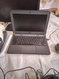 لابتوب • شغال • نضيف