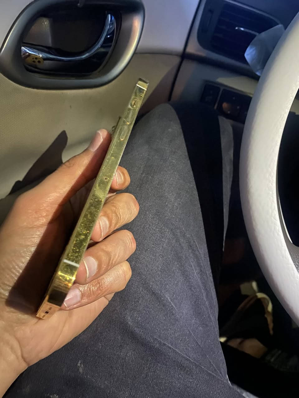 السلام عليكم ايفون 12برو ماكس ذهب
بطاريه 86
الرقم ***********
العنواد بغداد الغدير 
السعر 750
