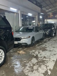 هوندا اكورد 2024ماشيه 8الف بأسمي السعر 189للاتصال 07810248311