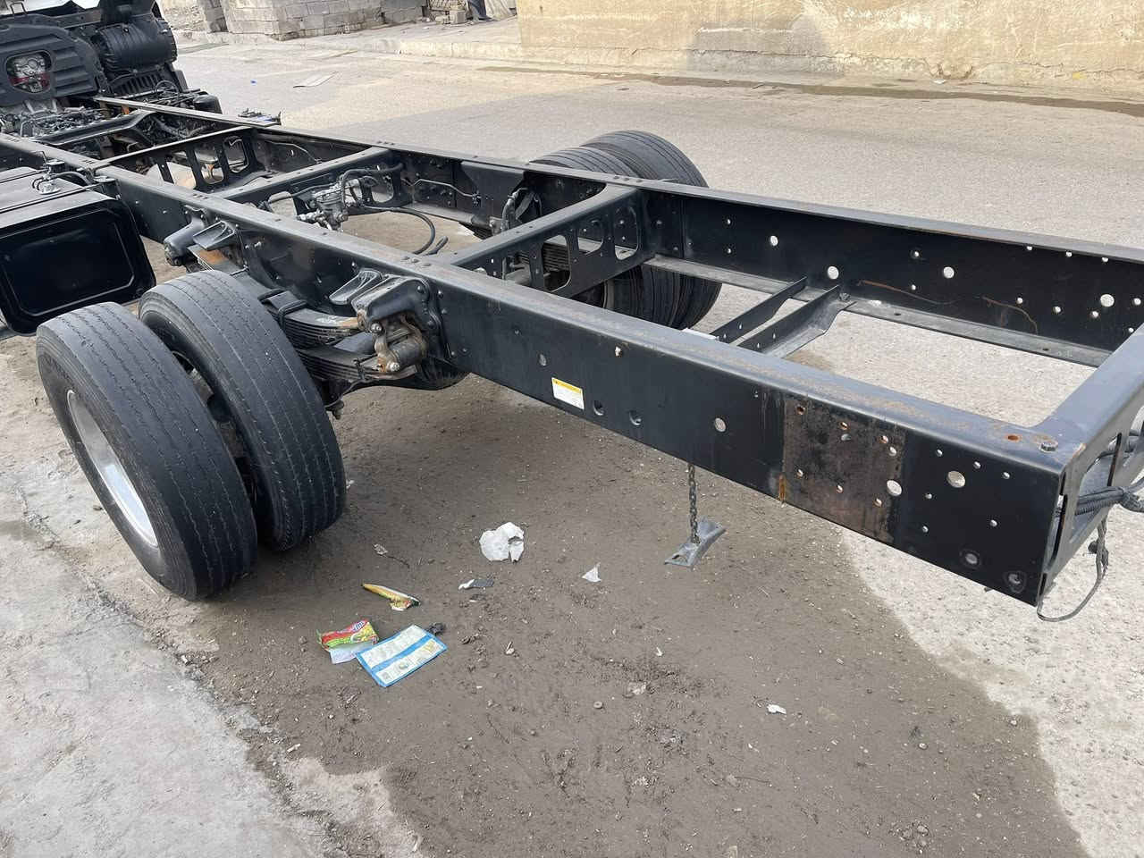 السلام عليكم هينو شيطان ستراليه 6 او ربع فول عادي سوبر شاصي عريض سنويه كرين الاستفسار ***********
