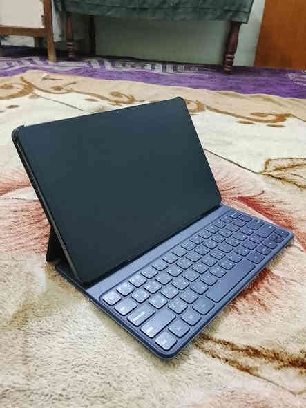 ايباد شاومي ريدمي باد برو
مكاني بصره رقمي ***********
لا يوجد توصييل رجائا بدون احراج 
ذاكره 256 يدعم الشريحة حجم شاشه 12.1 انج جدا كبير مع كيبورد عربي انكليزي اصلي سعره 125 ألف ، ايباد استخدام شهرين و نص شرط فحص بطاريه عملاقة 10,000 ملي امبير ، 4 سماعات محيطيه كامل ملحقاته اصليه ، كارتون و كارتون كيبورد و ايباد و كيبورد و رأس شحن و كيبل
