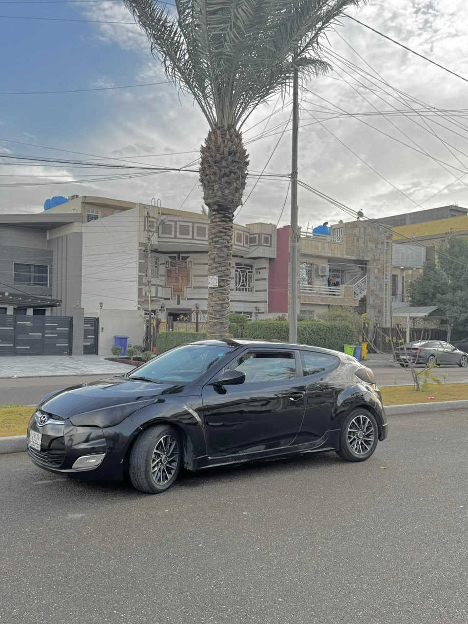 السلام وعليكم
هونداي فولستر للبيع ٢٠١٤ 
المكينه 1600 كيررر اوتوماتيك At المرغوب 
صبغ حزام بدون دواخل اثر شخوط 
سياره خير من الله بدون اي نقص جديده
كير مكينه بلاد ع وضع الشركه بدون فتح
حداديه امامي خلفي كله جديد
تبريد ثلج 
سياره متبولشه بوليش ٣ مراحل تجي وتشوف بعينك
دواخل السياره كلش نضيفه 
السياره
بصمه فتح ابواب
بصمه تشغيل
مري قلاب
حساسات امامي خلفي
كامره دواره
شاشه جبيره 
كشنات جلد
كشن تدفئه
تحكم جهتين 
صور السياره اليوم يعني مو قديمات الصور وشرط السياره بل حقيقه احلى من الصور 
السعر ٨٦ وبيه مجال 
العنوان بغداد السيديه
***********
اعتذر منكم ما ابيع قسط ربي يرزقكم بل احسن واحلى منها ❤️
