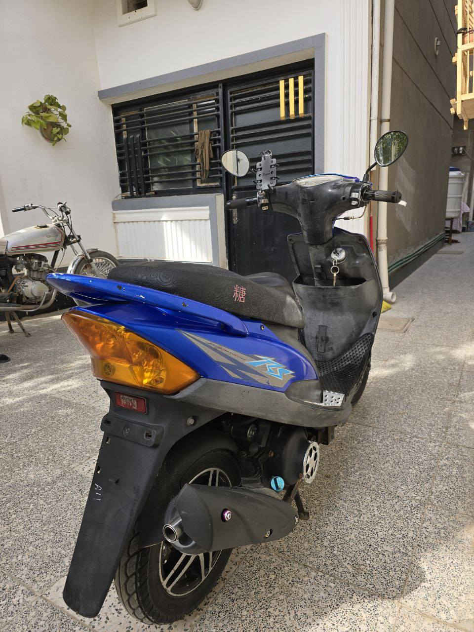 سلام عليكم دراجه ماكس عدله للبيع دراجه ناشفه بمعنه كلمه وين متريد تفحص افحص ولي ميعرف اسعرهن لا تخابرني شلع  ***********
