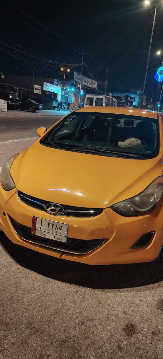 سلام عليكم لنتره لبيع مديل 13 سياره حله من صوره وارد مريكي حادثهه دعاميه محرك  1800 مكان سياره حي لعسكري سعر 105 وبيهه مجال حق جيه تصال بل رقم وتدلل ***********
