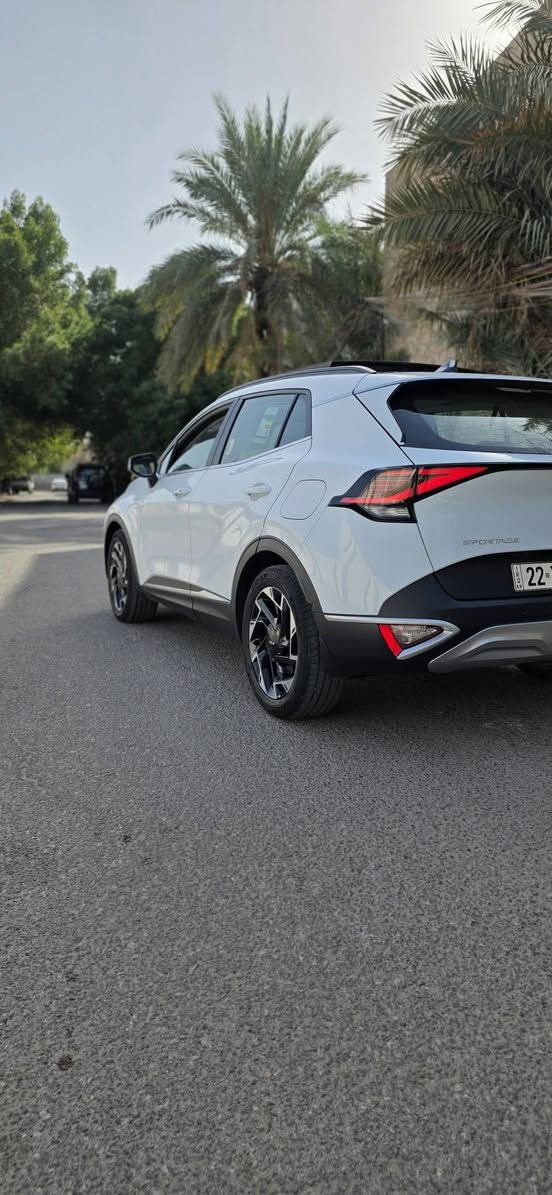 سبورتج 2023 فول مواصفات
مكفوله عام بارد صبغ تبديل خدوش رصعات كفاله عامه من كلشي كير مكينه بشرط  
سياره ماشيه 22
رقم اربيل جديد  هزه سنويه رقم جديد 
مواصفات بانروما 
بصمه 
جنطه كهرباء 
كشنات كهرباء 
شفتات مقود 
شاشه داخليه 
حساسات امامي خلفي 
تشغيل عن بعد 
ترحيب + مري شفط 
تدفئه كشنات + مقود 
كامره خلفيه 
لدات امامي خلفي 
ويل 19 بلادي 
سياره فول مواصفات للاخير 

وجديده جداً من كلشي حته رصعات وشخوط مابيها السياره 

سعر  225 بيها مجال 
مكان بغداد 
***********
