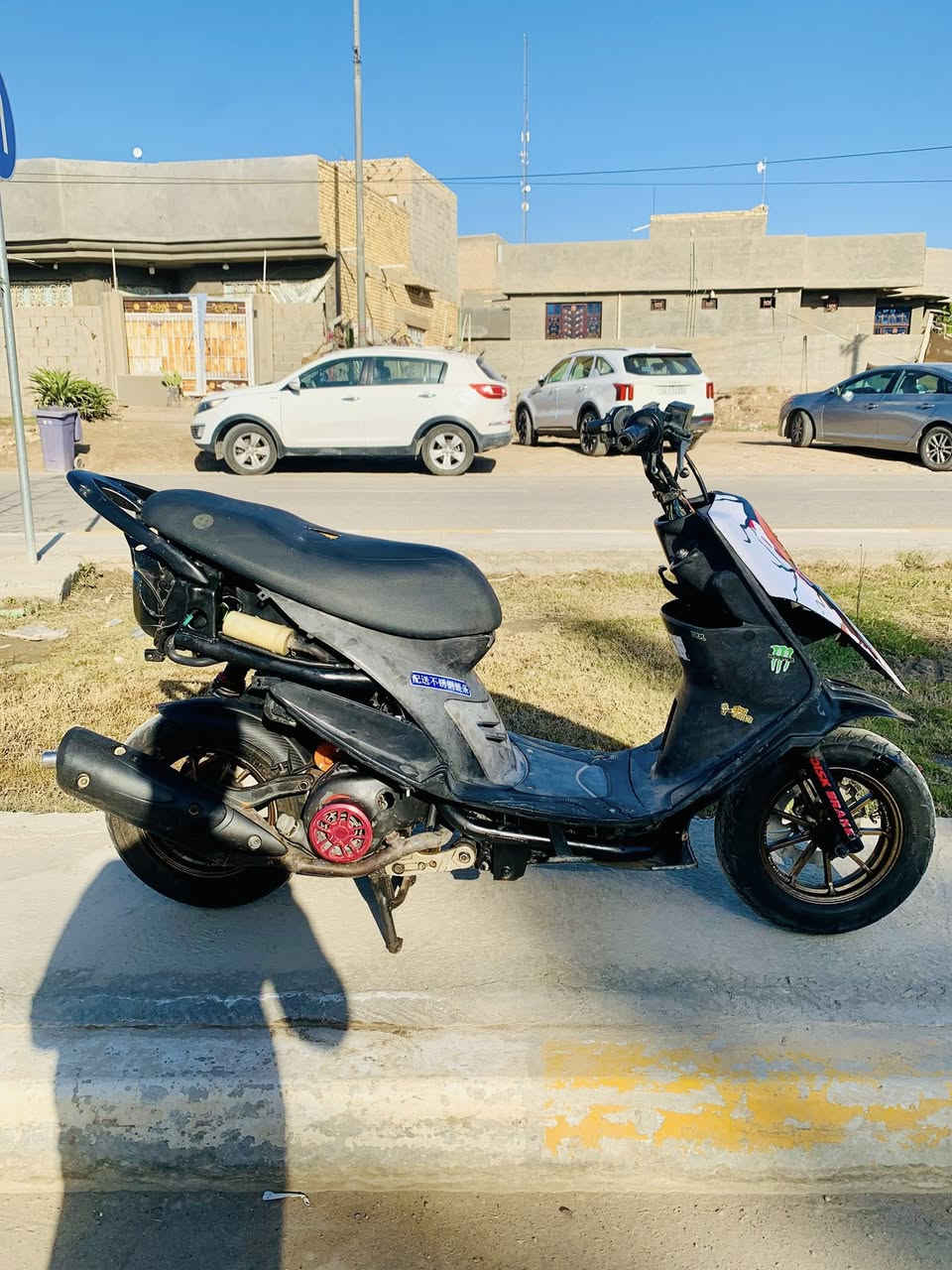 دراجه ماكس عدله للبيع الدراجه مفتوحه
بوشه (49) خرسه اي صوت مابيه شلعه ومعدل فول 
السعر:400 وبيه مجال 
المكان: حله ناحيه النيل 
***********
