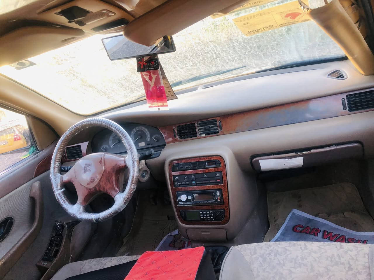 سمند 2010 رقم قادسية سنويه ل28 مصفره هيئه وغرامات داخله هزه وجاهزه كفاله من الضربه والتبديل والفتح مكينه وكير شرط حداديه وتخم تاير جديد كهربائيات كله شغاله السعر 35 سياره جاهزه الشراي يتصل *********** مكاني الديوانية الحمزة الشرقي
