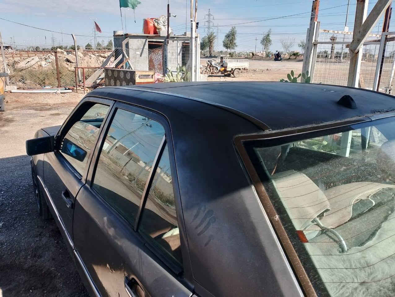 سلام عليكم سياره للبيع مارسيدس دب موديل 1991مشروع وطني رقم بغداد بسمنا سياره جاهزه كير مكينه حداديه طخم تاير كهربائيات قواعد سالمات برانكيت سالم بيه طخه بل جاملغ الوره فقط باقي مكفول سعر 35 مكاني ذي قار قضاء الرفاعي شراي يتصل وبي خير ويدلل ***********
***********غير متواجد عله الفيس شراي يتصل وبي خير ويدلل الرفاعي, ذي قار
