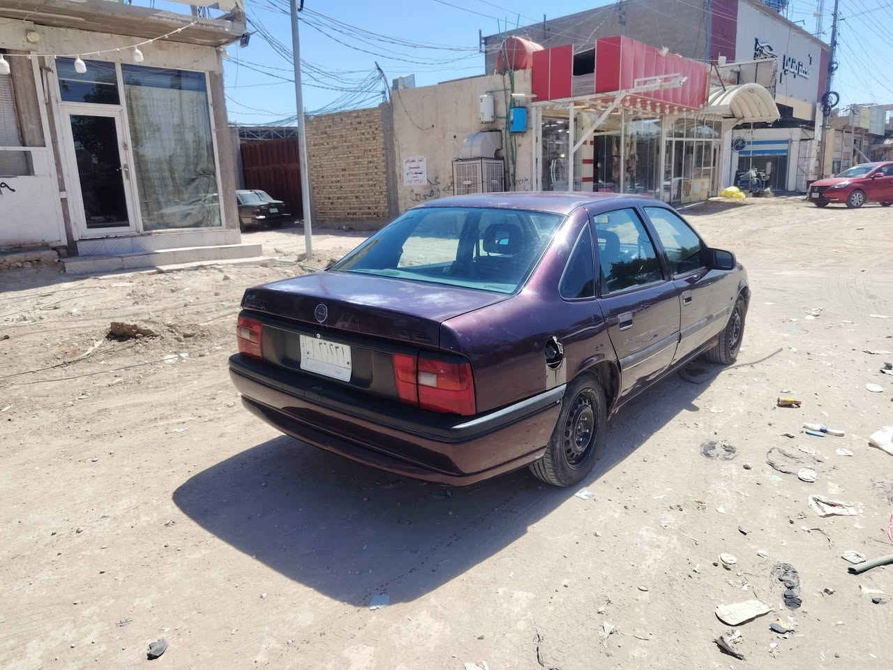 اوبل فكتره للبيع
محرك ١٦٠٠
مكفوله من الطخه و الصبغ يعني كله على البلاد
ما بيها قطره خياس
فتحه بالقماره 
رقم نجف
مكانها نجف
السعر ٣٤ وبيها مجال
***********
***********
